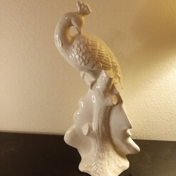 RARE HTF EXQUISITE Haeger 21"x12" Ceramic White Peacock Sculpture. - Picture 6 of 10